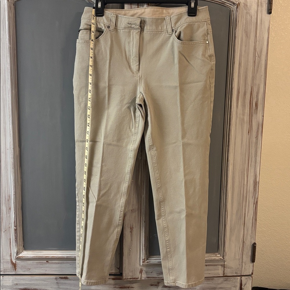 Chico's So Slimming Beige Pants